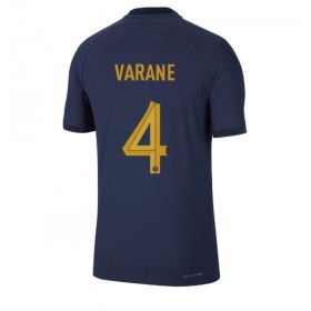 Herren Fußballbekleidung Frankreich Raphael Varane #4 Heimtrikot WM 2022 Kurzarm